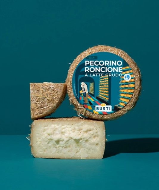 Pecorino (brebis) lait cru affiné en grotte sous paille