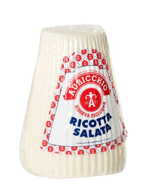 Ricotta salée en cylindre