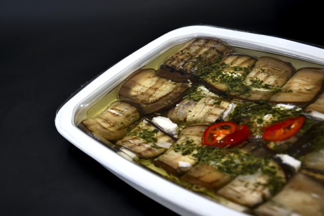 Involtinis d'aubergines farcis au fromage